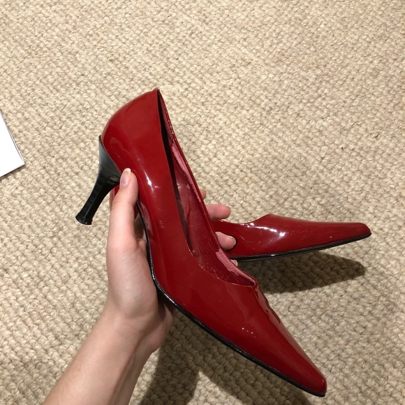 Vintage Shoes - Vintage Red Kitten Toe Pumps Vintage Shoes - Vintage Red Kitten Toe Pumps